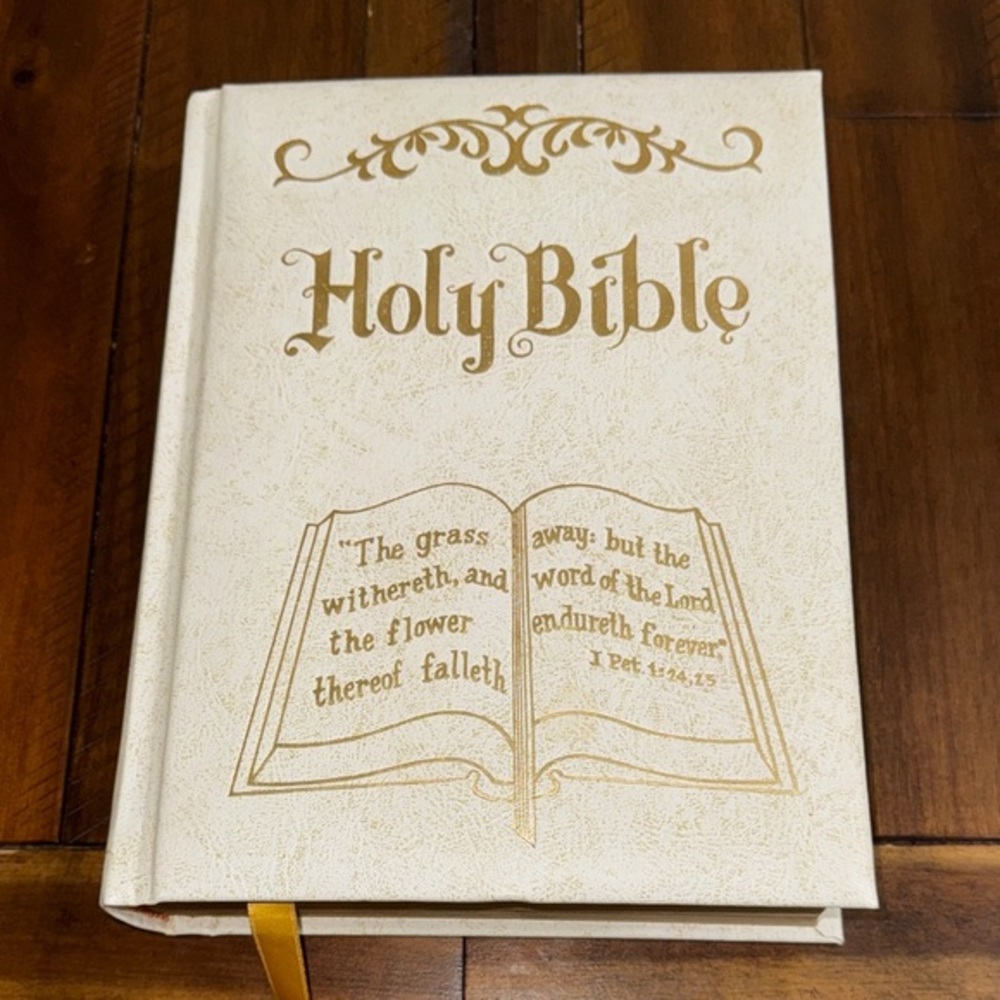 White Gold Holy Bible Mendenhall KJV red letter edition Master Reference 1971‎